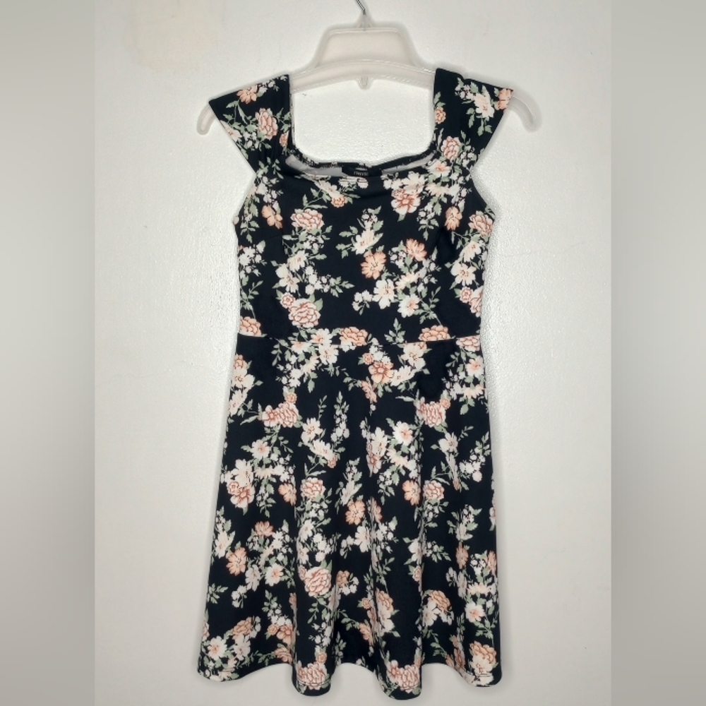 Forever21 Black Floral Fit & Flare Dress size S
